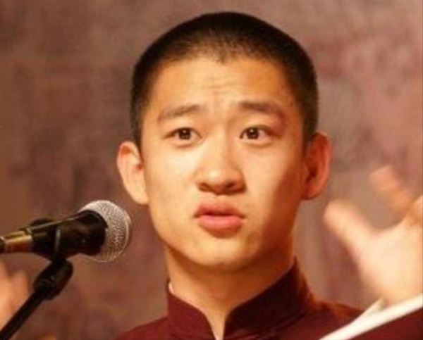 信钰证券 离开德云社15年后，再看曹云金现状，早已是郭德纲高攀不起的存在